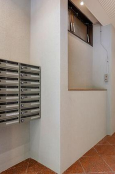 クロス護国寺 