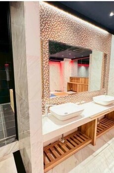 日比谷麻布十番ビル 