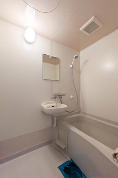 新宿区余丁町戸建 