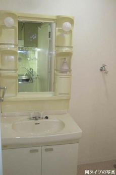 エレガン学芸大学 