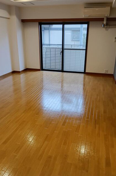 ロイヤルハウス都立大 