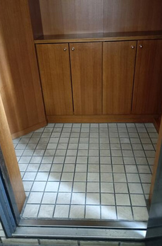 ロイヤルハウス都立大 