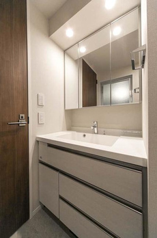 パークアクシス赤坂見附 