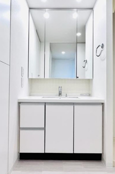 アパートメンツ三田 