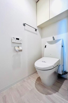 アパートメンツ三田 