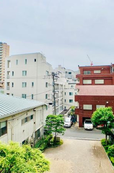 アパートメンツ三田 