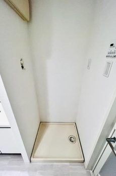 アパートメンツ三田 