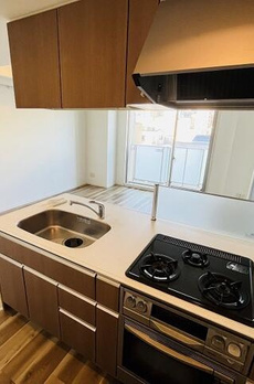 Ｇｒａｃｅ　Ｃｏｕｒｔ　Ｓｈｉｒｏｋａｎｅ 