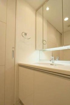 パークアクシス青山骨董通り 