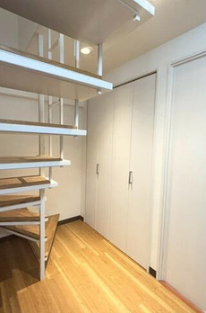 ニュー赤坂コーポラス 