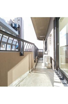 センテニアルタワー 