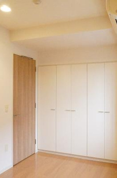 Ｂｒｉｌｌｉａ　ｉｓｔ　三軒茶屋　ブラッサムテラス 