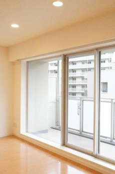 Ｂｒｉｌｌｉａ　ｉｓｔ　三軒茶屋　ブラッサムテラス 