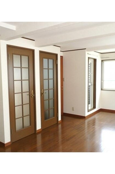 三軒茶屋２丁目戸建 