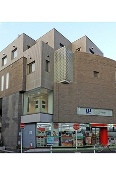 Ｈ＆Ｍ南青山　ＥＡＳＴ 