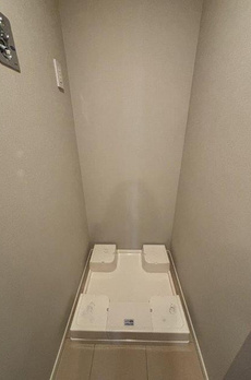 ブランズ四番町 