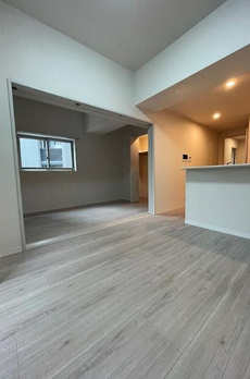 ＪＰＴ　ＲＥＳＩＤＥＮＣＥ 
