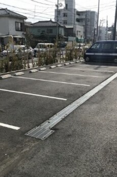 CASSIA藤沢本町 店舗用駐車場