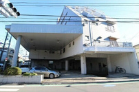 日新マンション