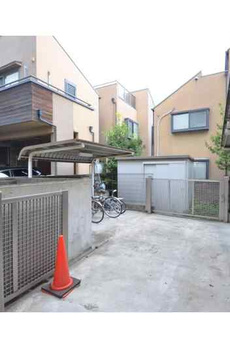 アーバンフラッツ弦巻 