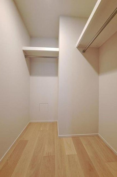 ザ・パークハウス千代田六番町 
