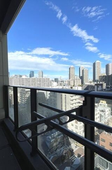 ＭＩＤ　ＴＯＷＥＲ　ＧＲＡＮＤ 