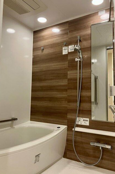 ＭＩＤ　ＴＯＷＥＲ　ＧＲＡＮＤ 