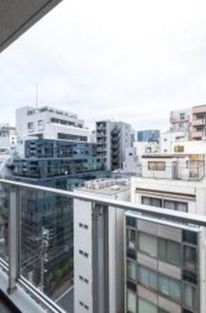 ドゥーエ新富町 