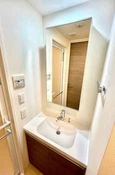 レジディア三軒茶屋Ⅲ 