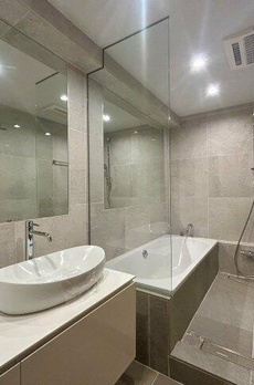 白金三光アンクレー 