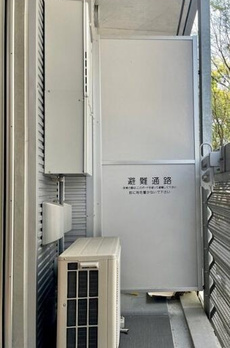 ＺＯＯＭ都庁前 