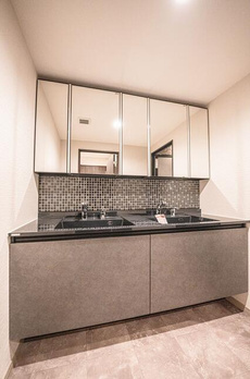 島津山岩波ハイツ 