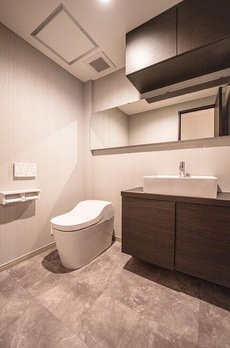 島津山岩波ハイツ 