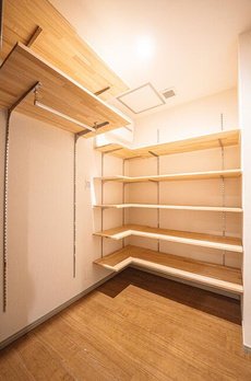 島津山岩波ハイツ 