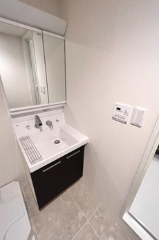 ＣＲＥＡＬ新富町 