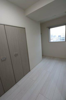 ＧＥＮＯＶＩＡ椎名町 