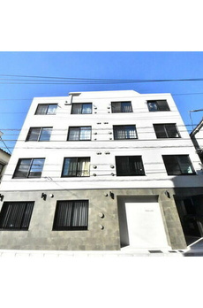 ＣＡＳＡ　ＬＵＣＥ 