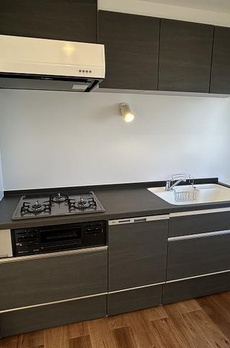 コロネード春日 