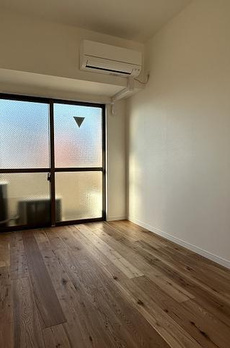 コロネード春日 