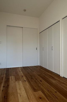 コロネード春日 