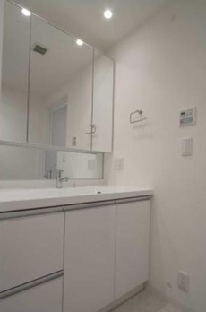 ＴＨＥ　ＴＯＫＹＯ　ＴＯＷＥＲＳ　ＭＩＤＴＯＷＥＲ 