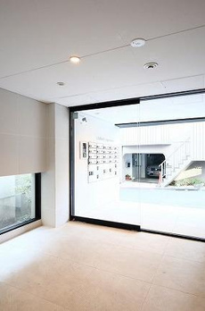 ＬＥＧＡＬＡＮＤ神楽坂 