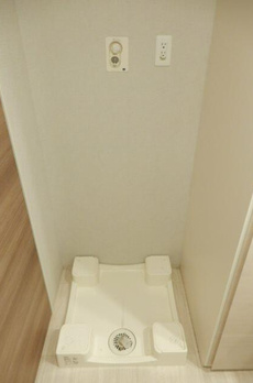 イニシア西日暮里 