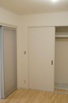 クレスト下馬 