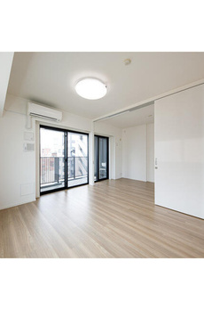 セントラルプレイス新宿御苑前 