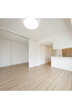 セントラルプレイス新宿御苑前 