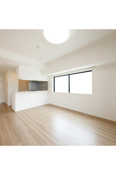 セントラルプレイス新宿御苑前 