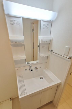リブリ・三軒茶屋 
