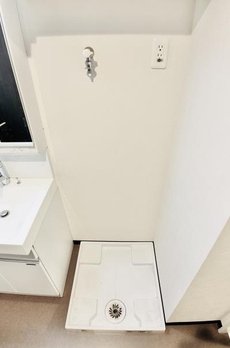 マインズ・コム白金 