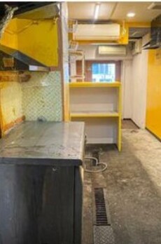 イーストテラス 